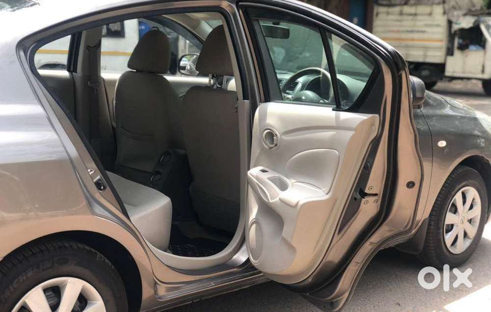 Nissan Sunny Xv Premium Pack (leather), 2015, Petrol