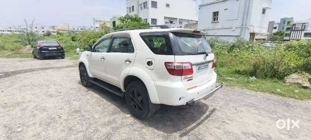 Toyota Fortuner 3.0 2009