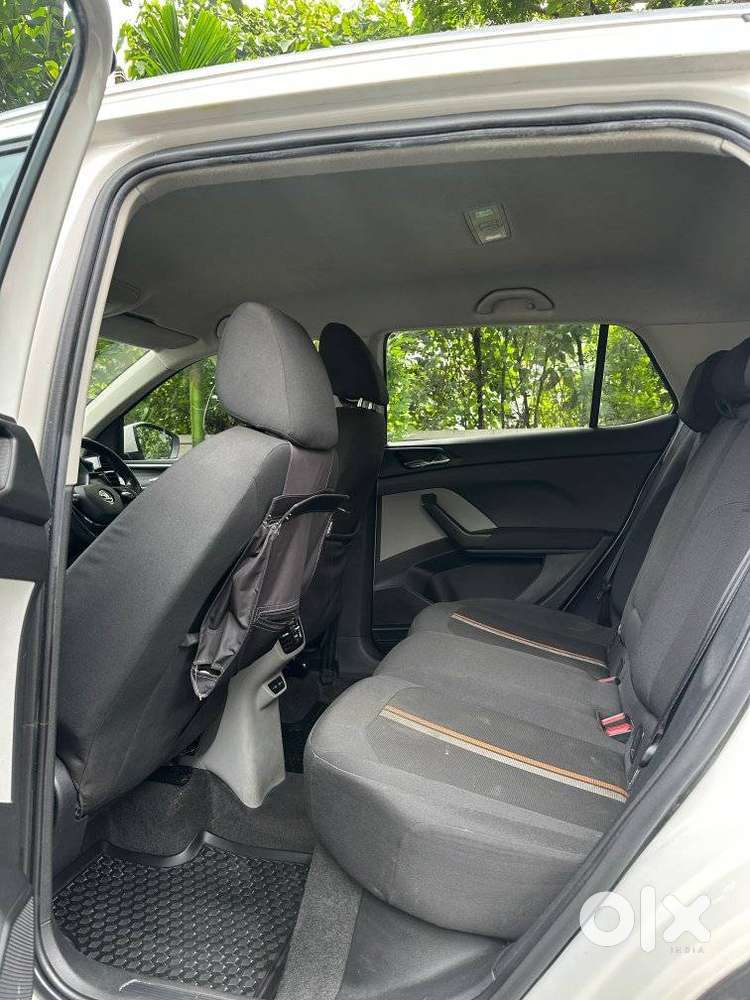 Skoda Kushaq Ambition 1.0l Tsi Mt, 2022, Petrol
