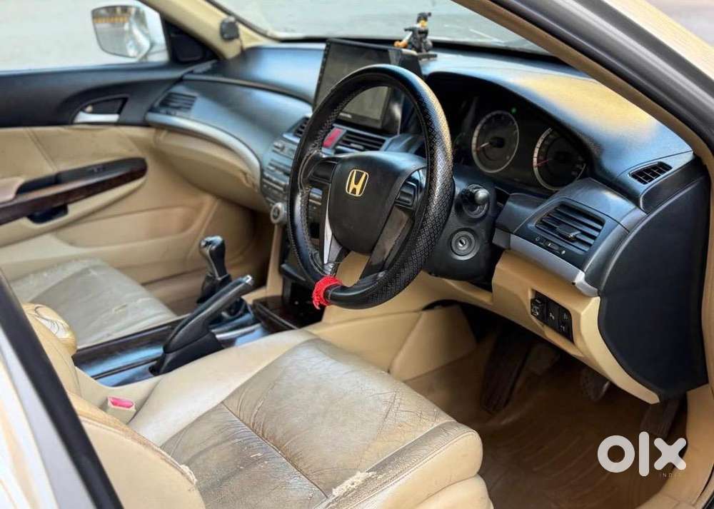 Honda Accord 2011 Cng & Hybrids 90000 Km Driven