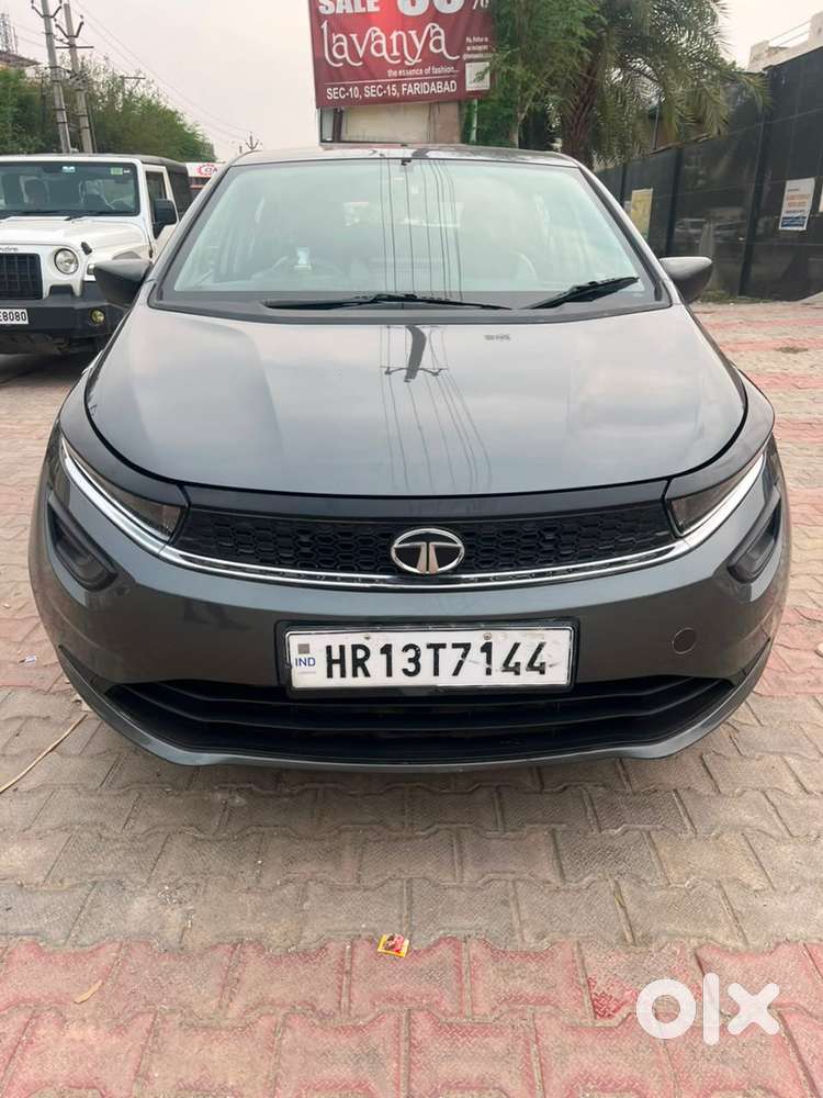 Tata Altroz Petrol 2023