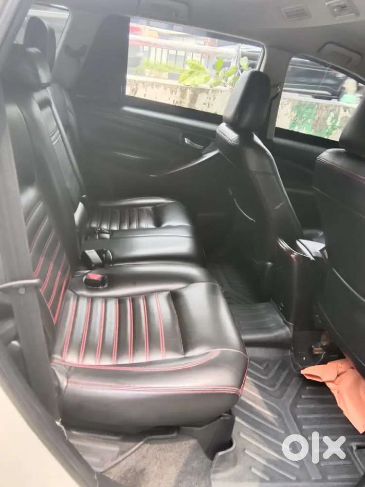 Toyota Innova Crysta 2022