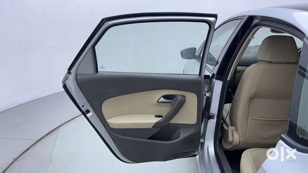 Volkswagen Vento 2010-2013 Petrol Highline, 2016, Petrol