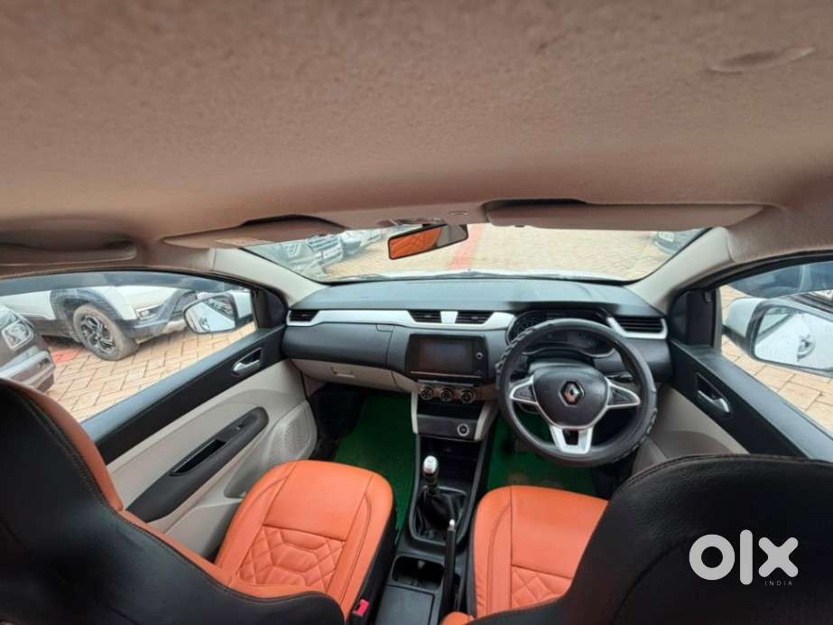 Renault Triber Rxz, 2021, Petrol