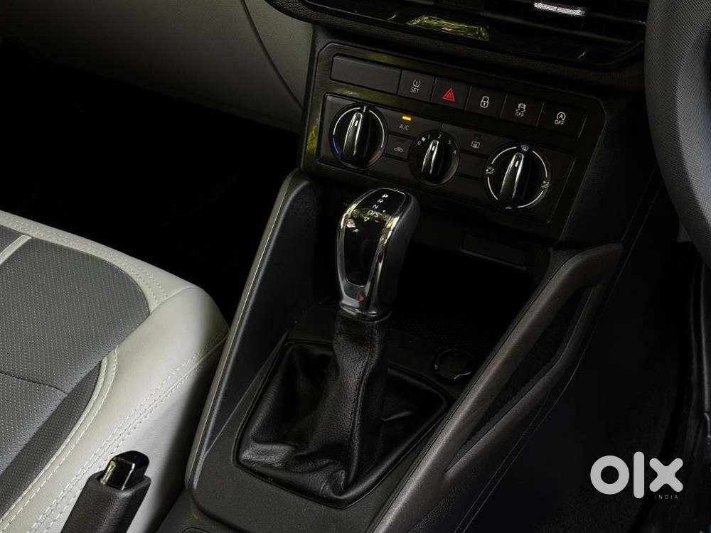 Skoda Kylaq Signature At, 2026, Petrol