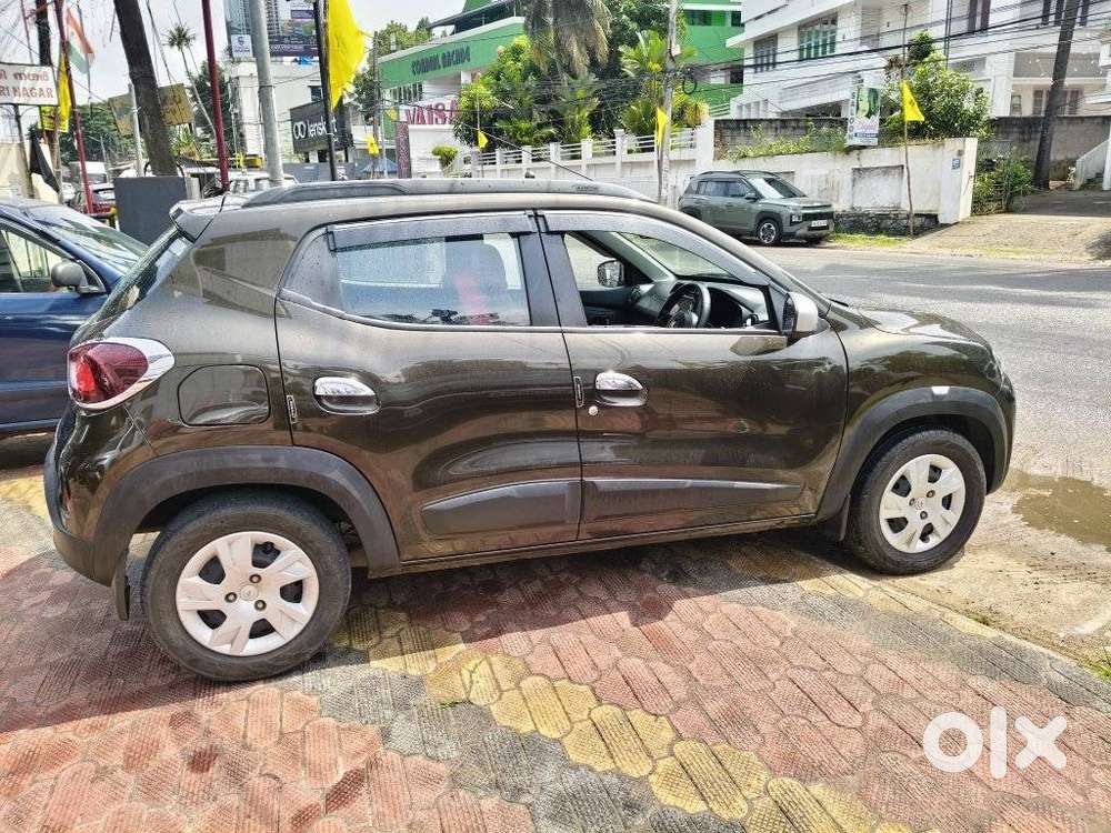 Renault Kwid 1.0 Rxt (o) Easy-r, 2022, Petrol