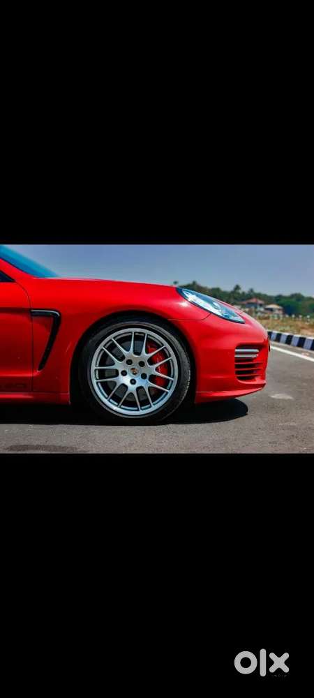 Porsche Panamera Gts