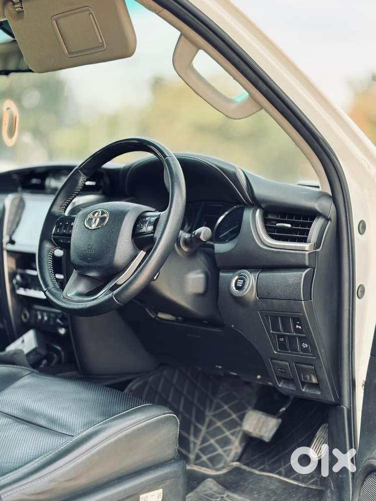 Toyota Fortuner 4x2 At 2.8 Diesel, 2021, Diesel