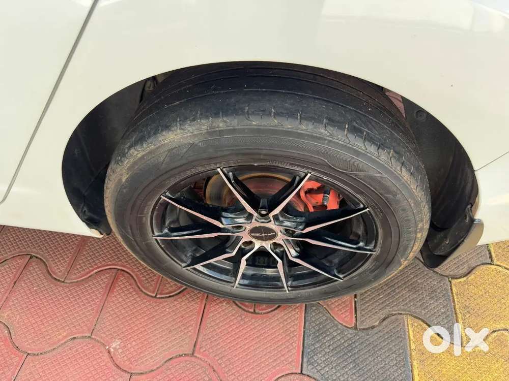 Hyundai Elantra 2014 Diesel 114 Km Driven