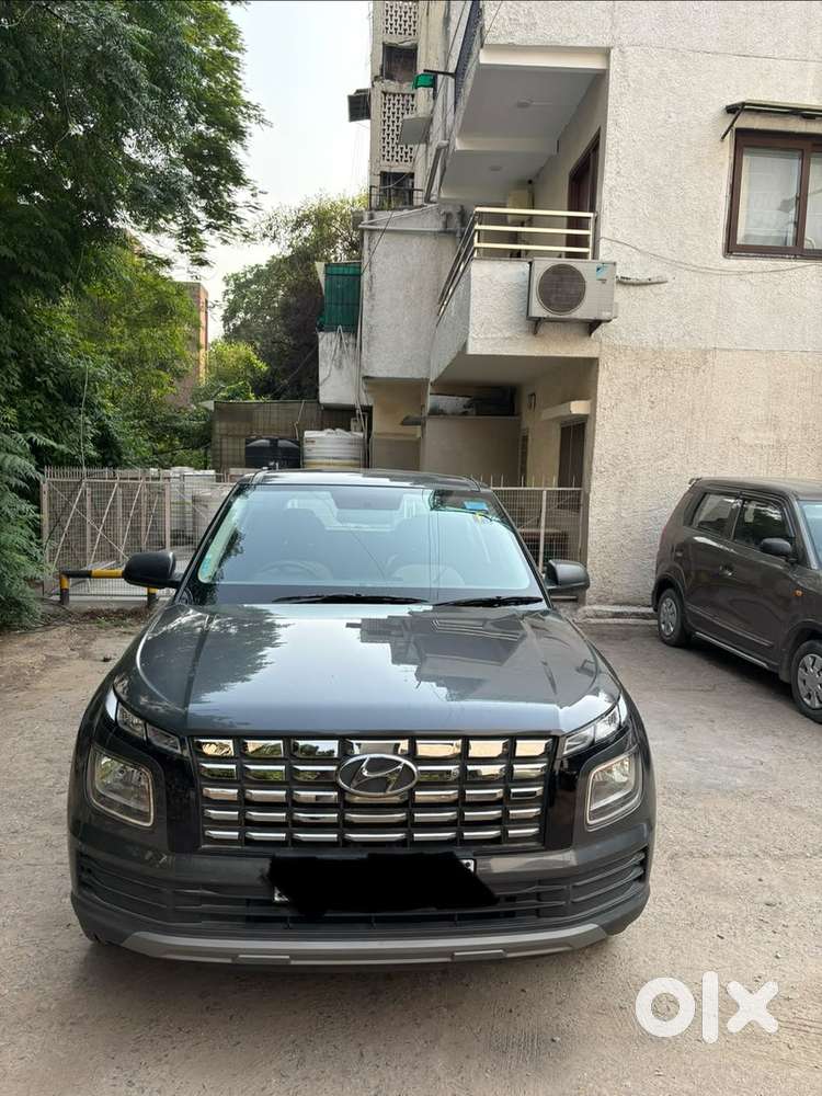 Hyundai Venue Petrol 2026