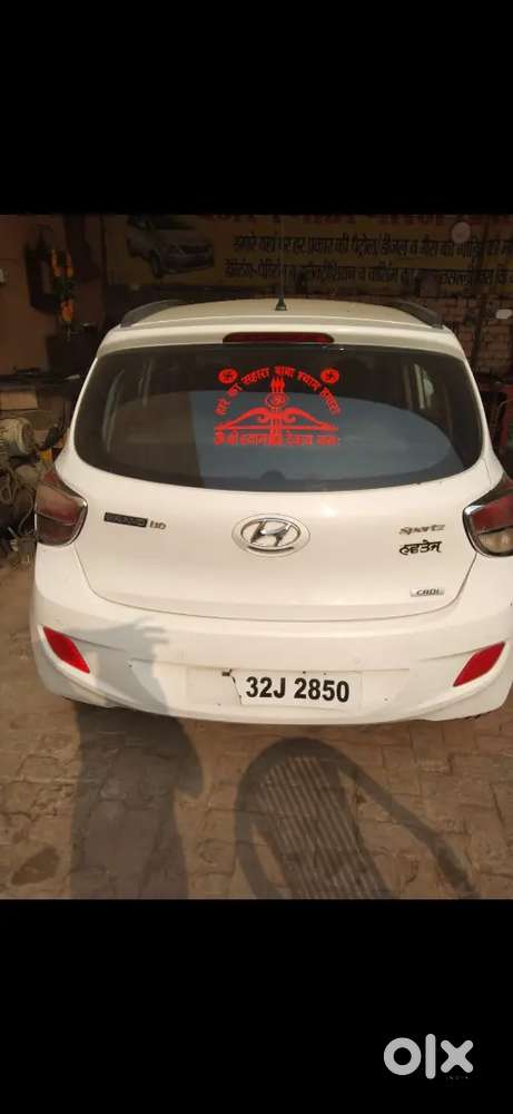 Hyundai Grand I10 2015 Diesel Well Maintained