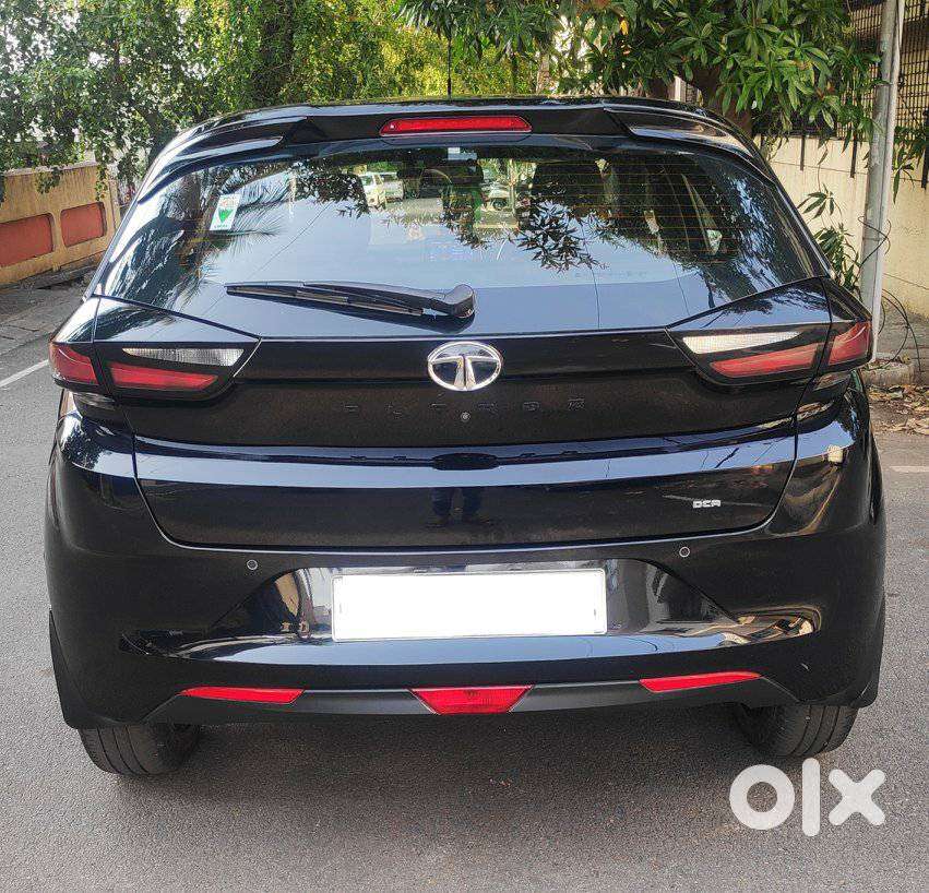 Tata Altroz 1.2 Xz Plus Dark Edition, 2023, Petrol