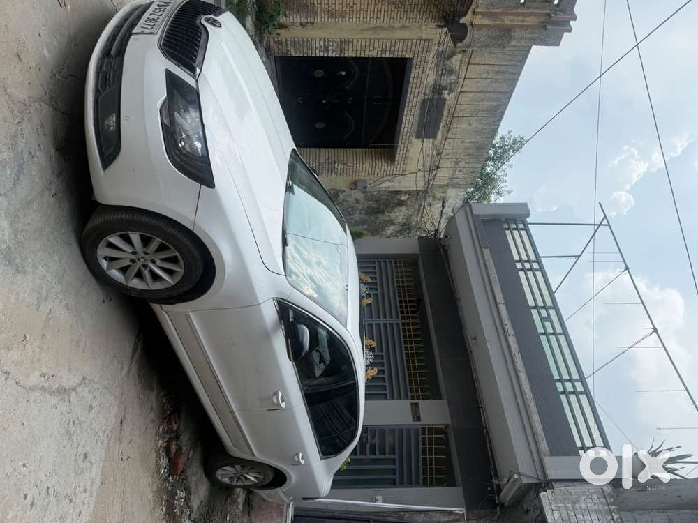 Skoda Superb Elegance 2014 Diesel