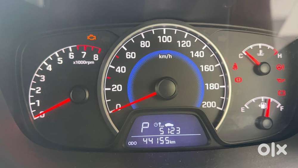 Hyundai I10 2017 Sportz At Petrol 40000 Km Driven