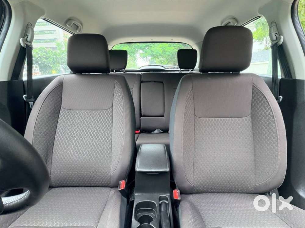 Toyota Urban Cruiser 1.5 Premium Grade At, 2022, Petrol