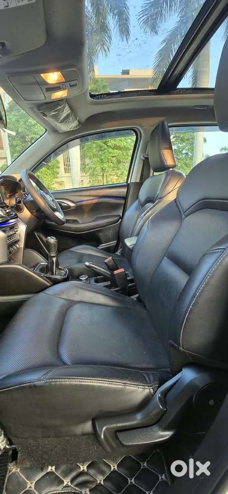 Toyota Urban Cruiser Hyryder 1.5 V Neo Drive Awd, 2023, Petrol