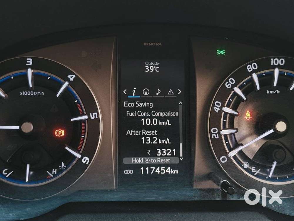 Toyota Innova Crysta Zx 2.4 Diesel 7 Seater, 2016, Diesel