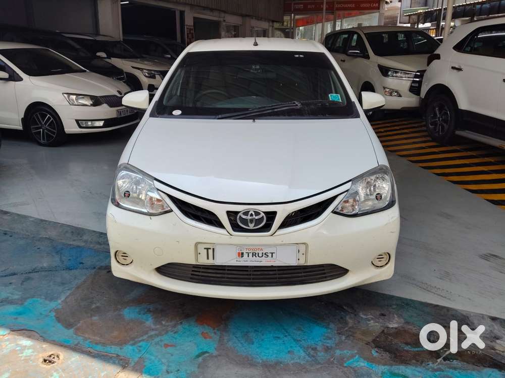 Toyota Etios Liva, 2015, Petrol