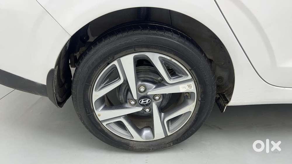 Hyundai Aura 1.2 Sx Cng, 2024, Cng & Hybrids