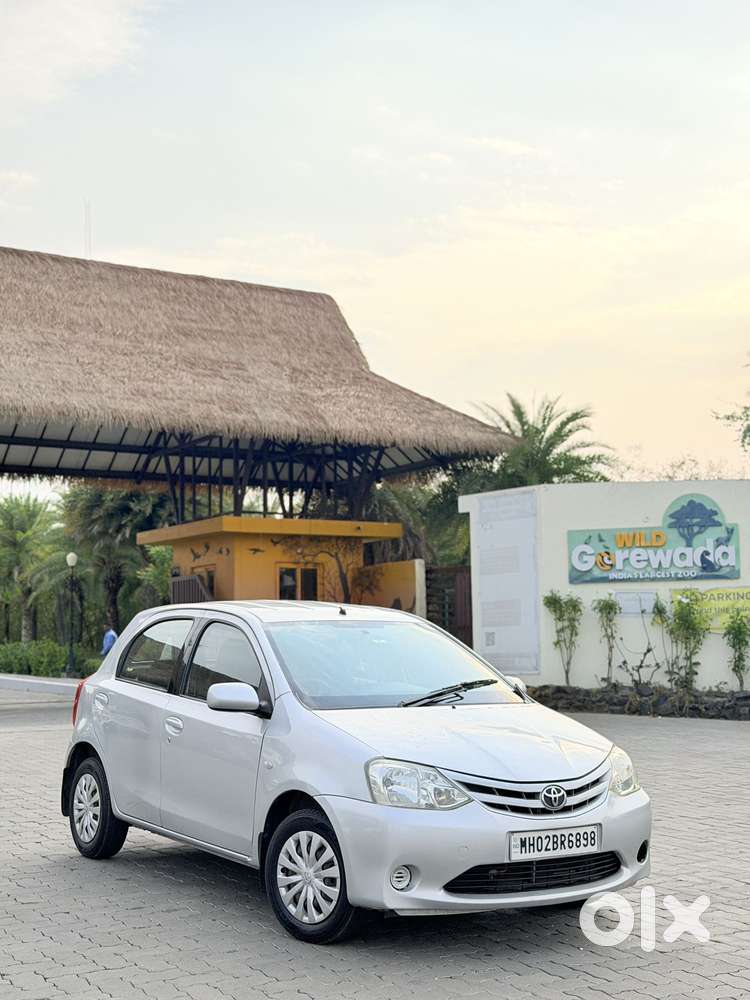 Toyota Etios Liva 2011-2012 G, 2011, Petrol