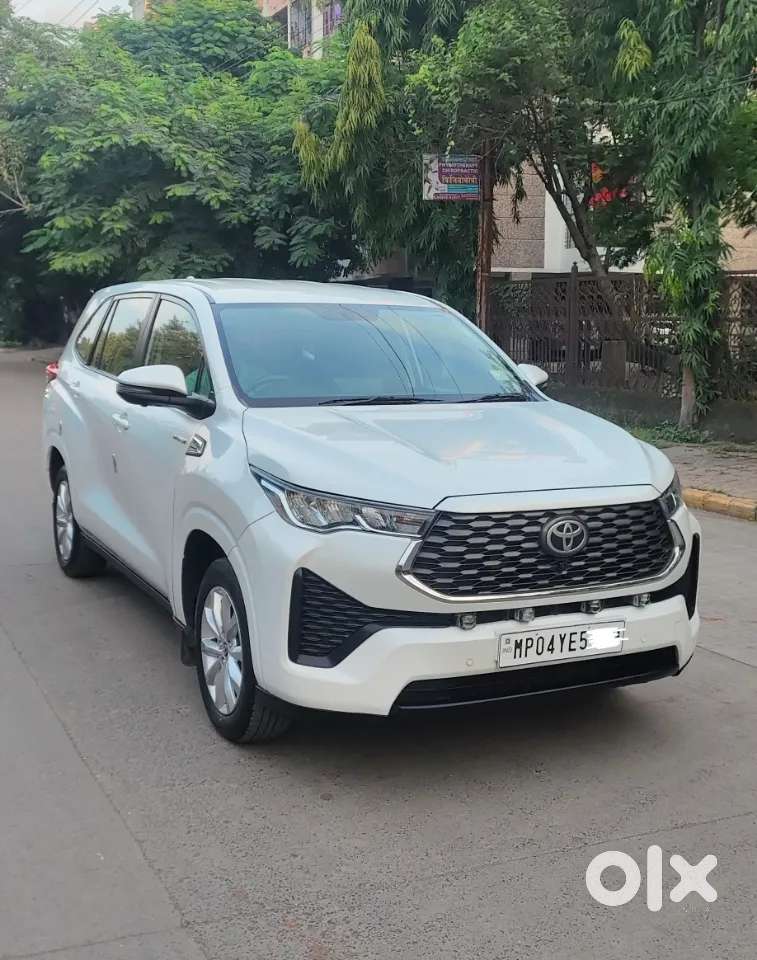 Toyota Innova Hycross 2.0 Vx Hybrid 8 Str, 2024, Petrol