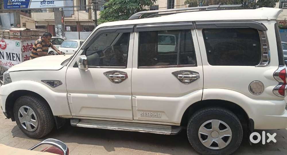 Mahindra Scorpio S3, 2018, Petrol