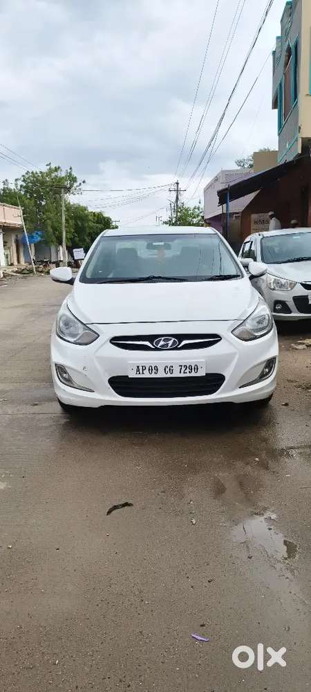 Hyundai Verna 2011 Petrol 96000 Km Driven