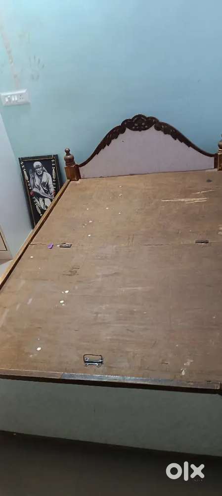 4*6 bed,  good condition bed