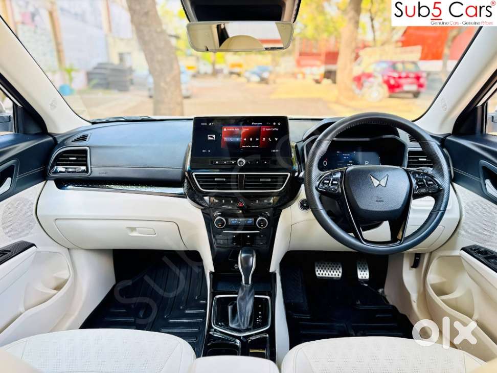 Mahindra Xuv 3xo Ax7l 1.2 Petrol At (pg), 2024, Petrol