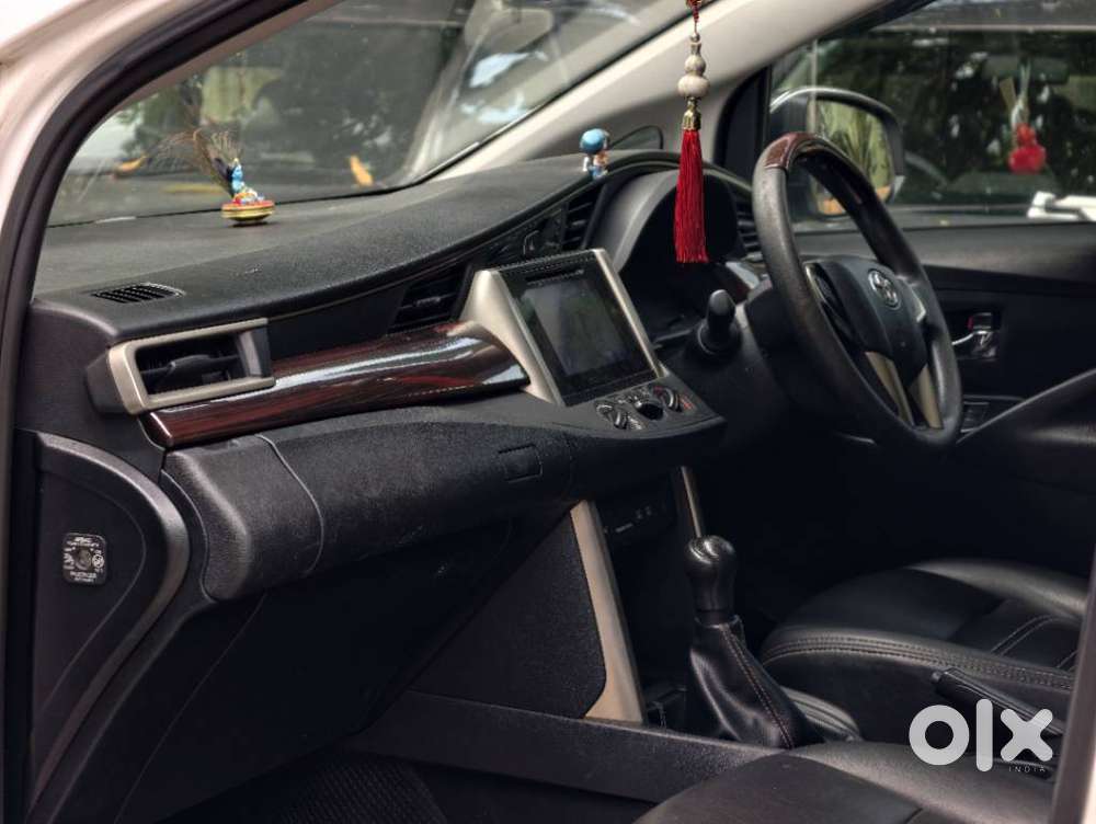 Toyota Innova Crysta 2.4 G Mt 7 Str, 2019, Diesel