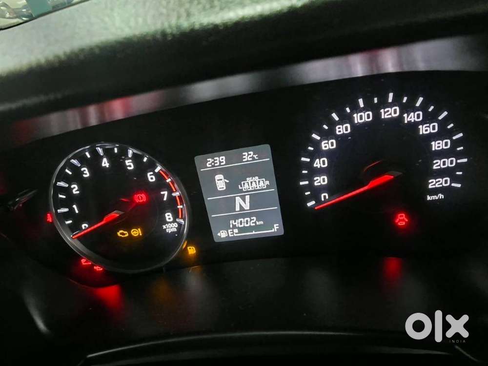 Maruti Suzuki Swift Vxi Ags, 2024, Petrol