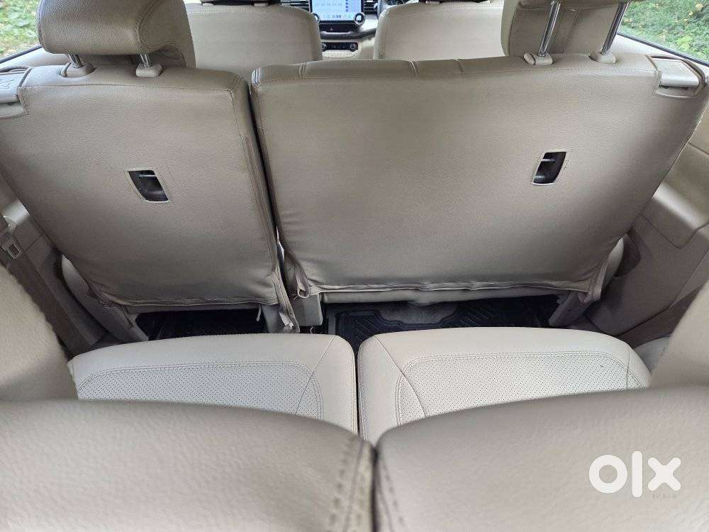 Maruti Suzuki Ertiga 1.5 Zxi Plus, 2025, Petrol