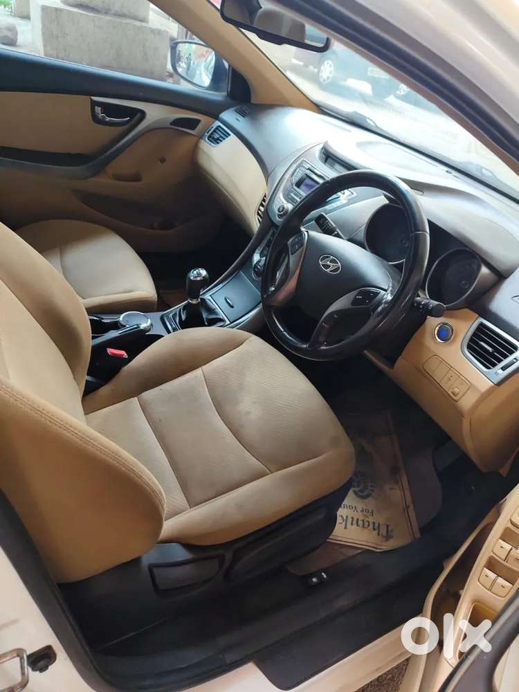 Hyundai Elantra 1.8 Sx Mt, 2012, Petrol