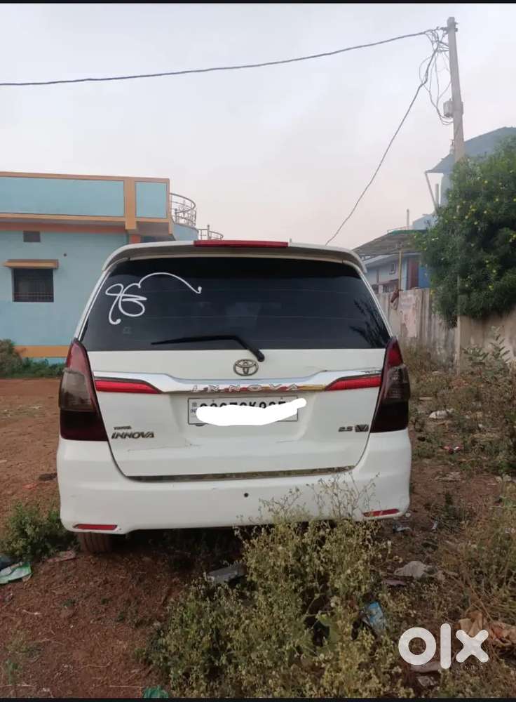 Toyota Innova 2013 Diesel Well Maintained