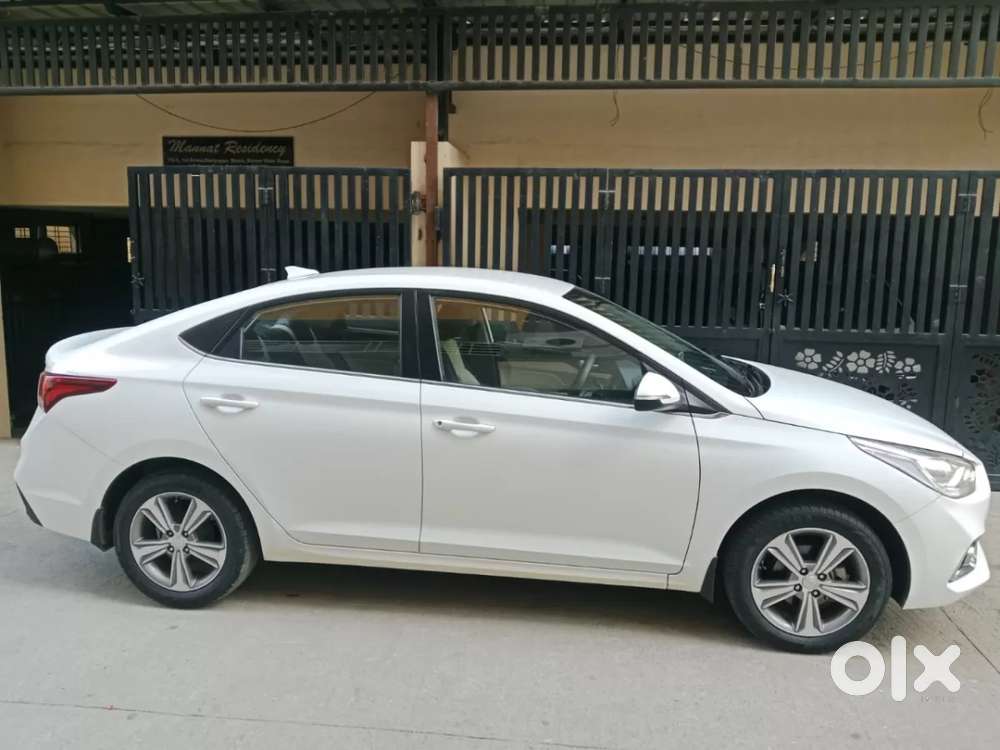 Hyundai Verna 1.6 Sx (o) Vtvt, 2018, Petrol