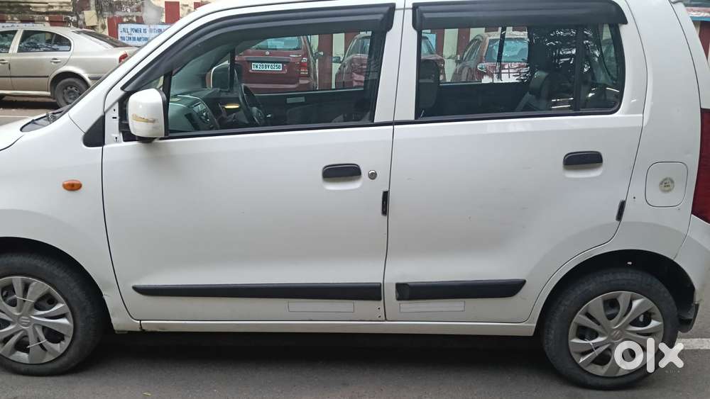 Maruti Suzuki Wagon R Vxi Amt1.2, 2016, Petrol