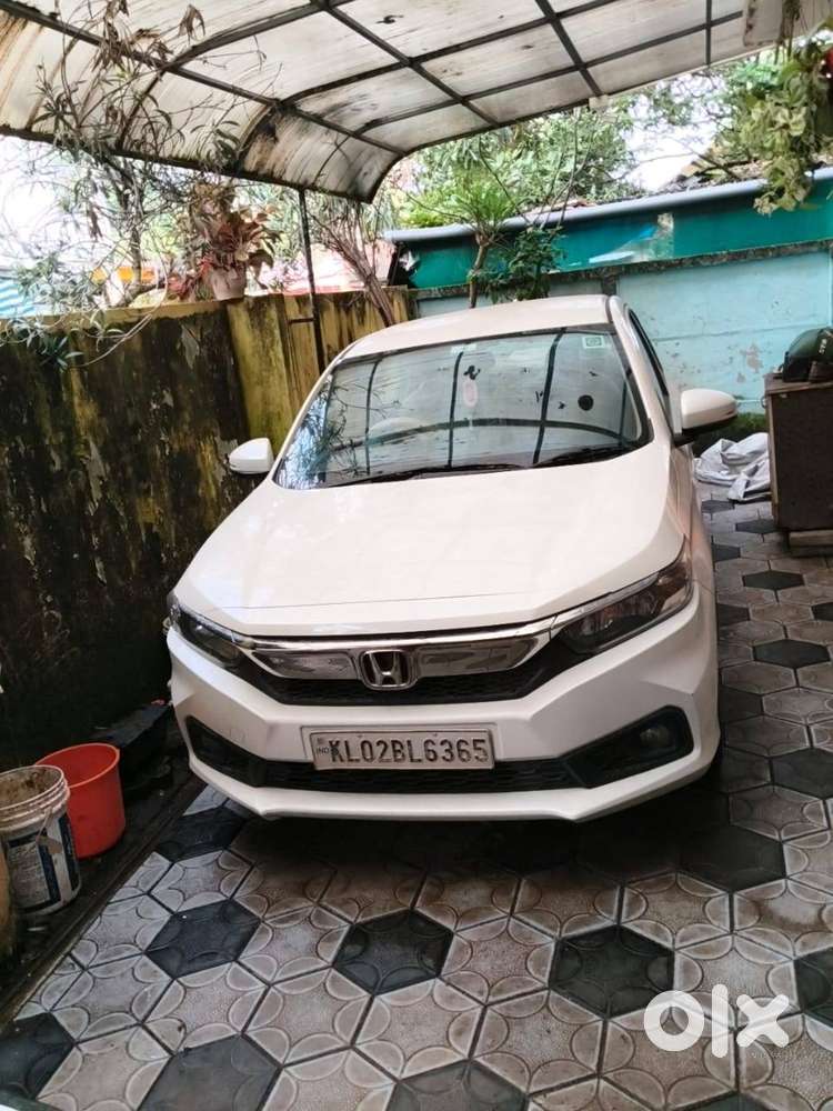 Singled Used And Only Showroom Service