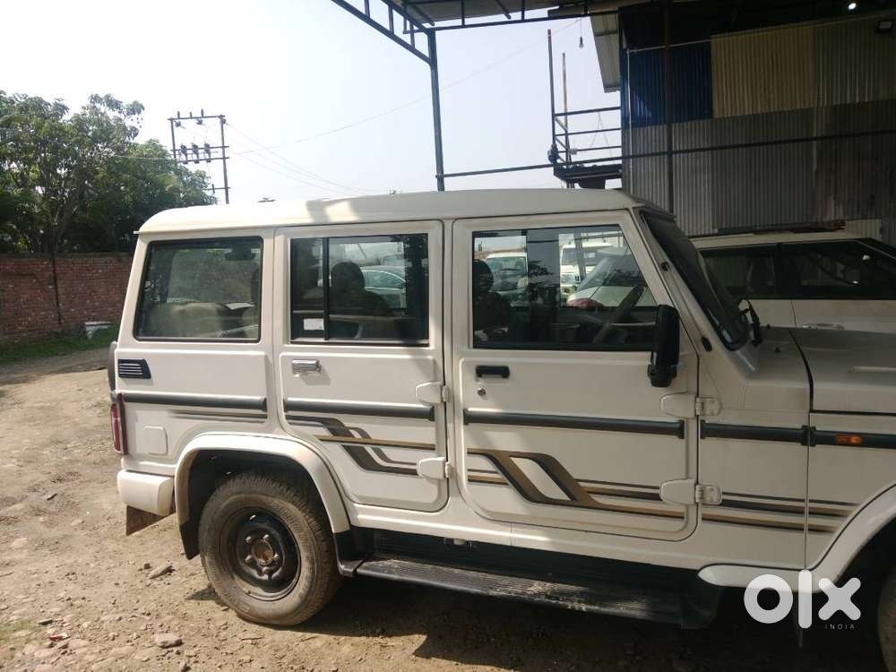 Bolero Bs6 Optional Top Model 2020