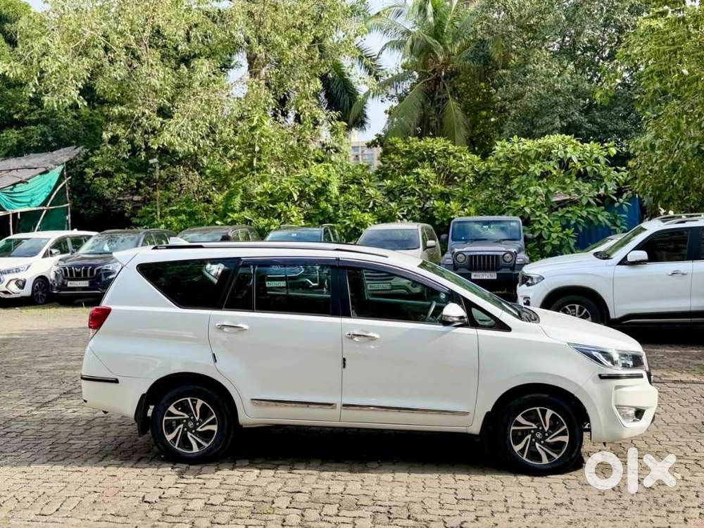 Toyota Innova Crysta, 2025, Diesel