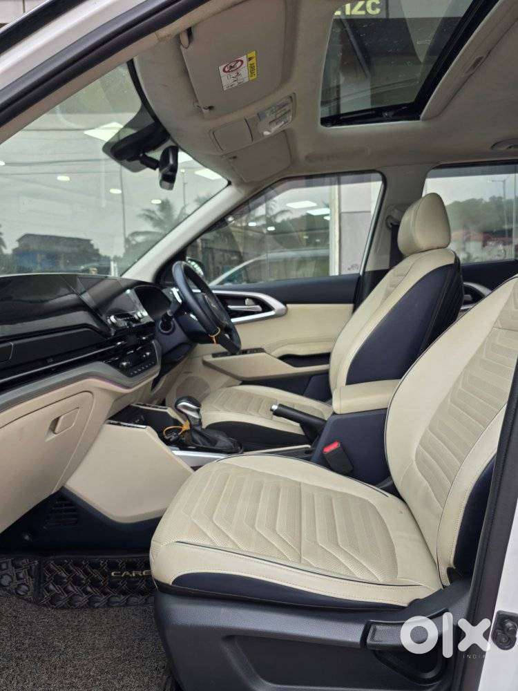 Kia Carens 1.4 Luxury Plus 6 Str, 2022, Petrol