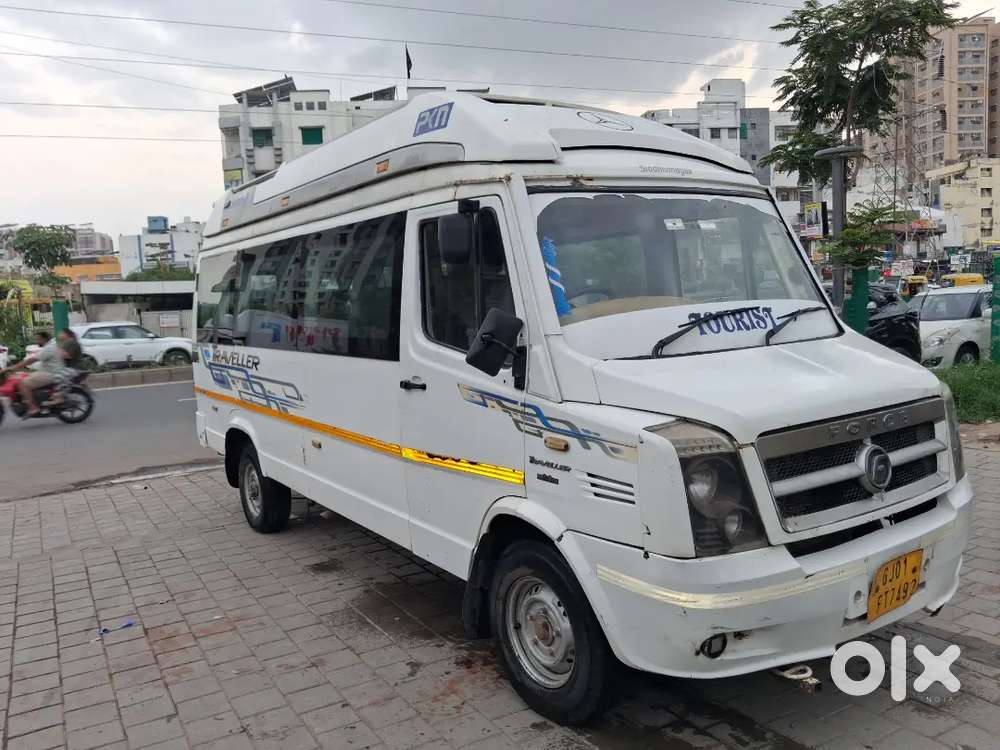 Force Motors Trax Cruiser Diesel 2018 Variant