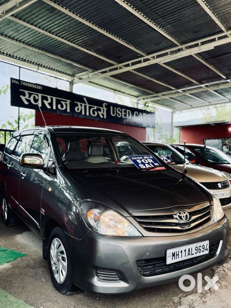 Toyota Innova 2011 Diesel Well Maintained New Tyres , Sound System