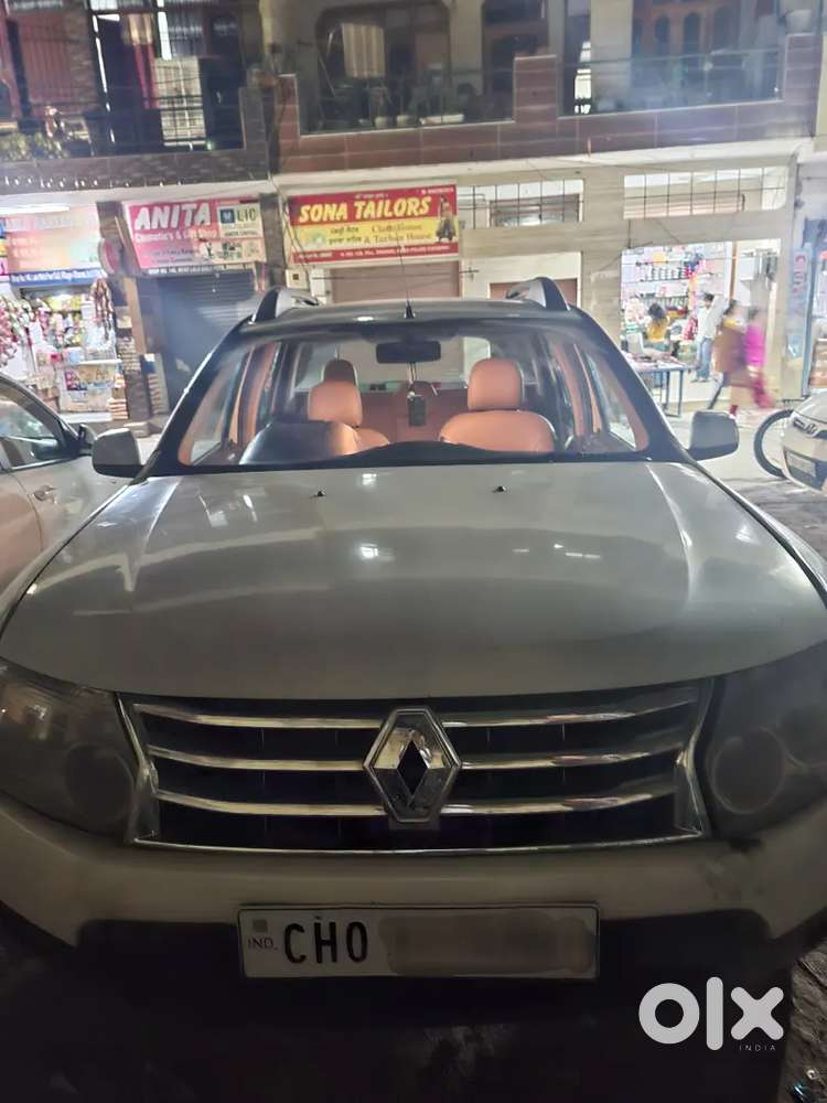 White Color Duster 149km Driven