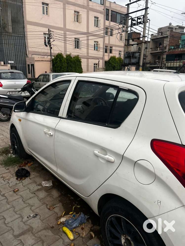 Hyundai I20 Diesel Manual 2012