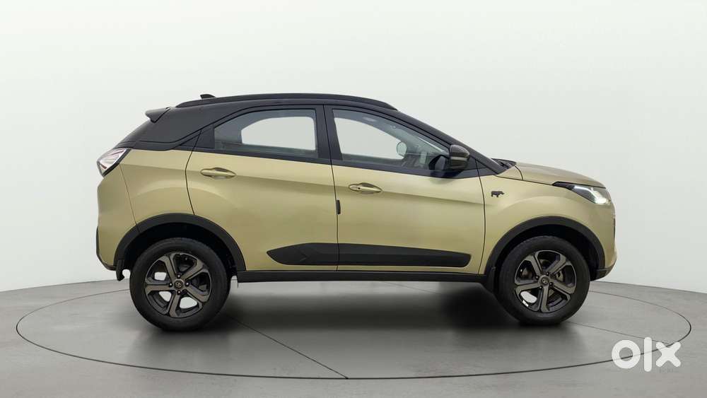 Tata Nexon 1.2 Revotron Xz Plus Premium, 2022, Petrol