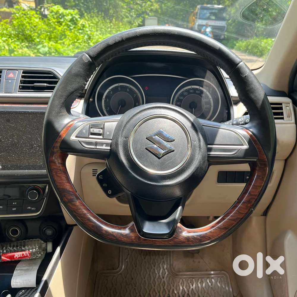 Maruti Suzuki Swift Dzire Amt Zxi, 2017, Petrol