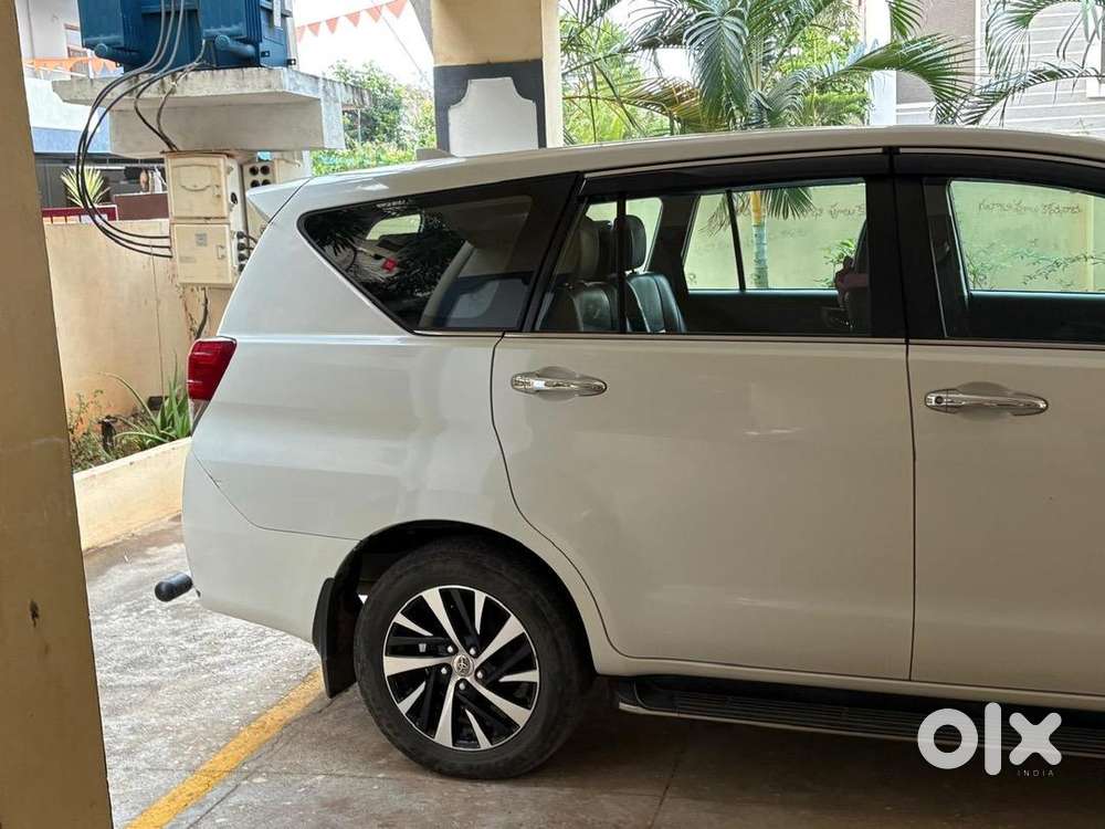Toyota Innova Crysta 2021
