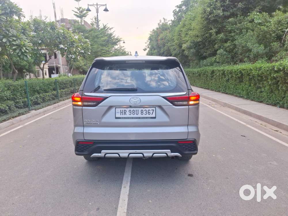 Toyota Innova Hycross 2.0 Gx 7 Str, 2025, Petrol