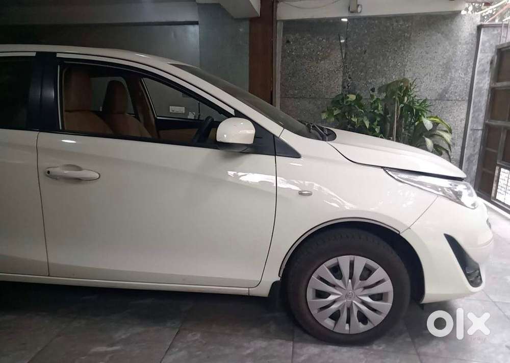 Toyota Yaris J Optional Cvt, 2021, Petrol