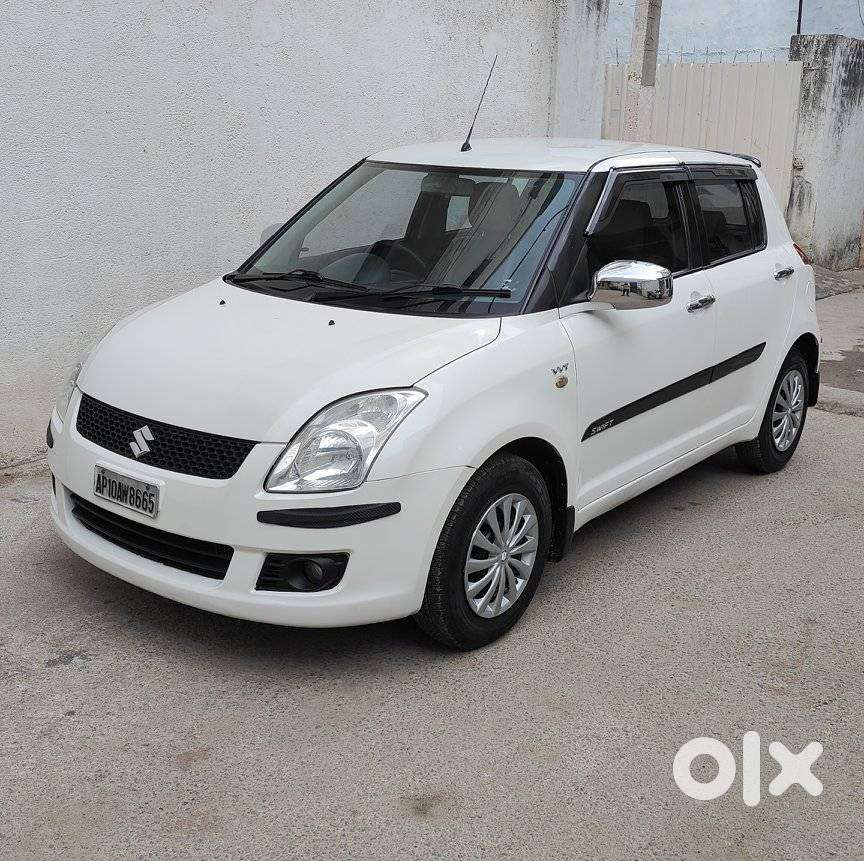 Maruti Suzuki Swift Vxi Optional, 2011, Petrol